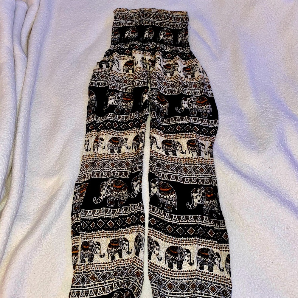 (SOLD) Loose Boho Flowy High Waisted Pocketed Pants